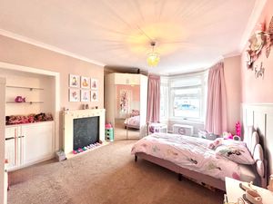 Photo 2- click for photo gallery